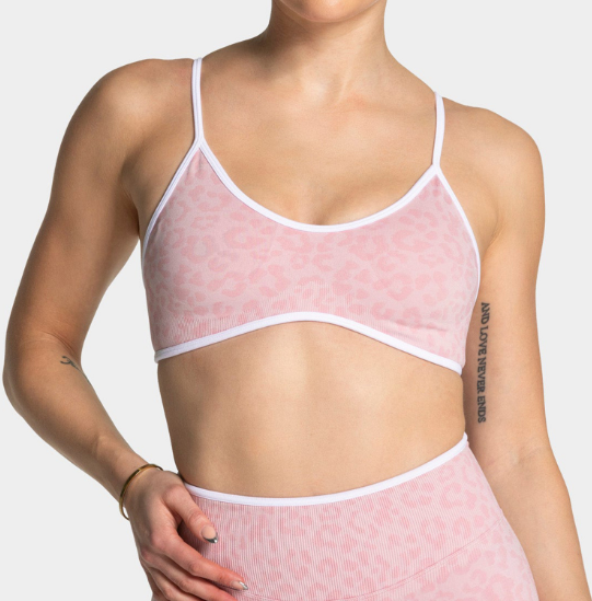 Logo Women's Beautiful Back Ga - Yoga Fitness Logo Design avaliação e preço